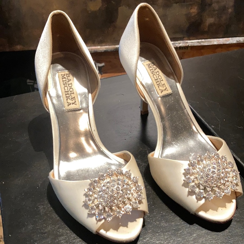Badgley Mischka size 7 satin, jeweled, peep toe
